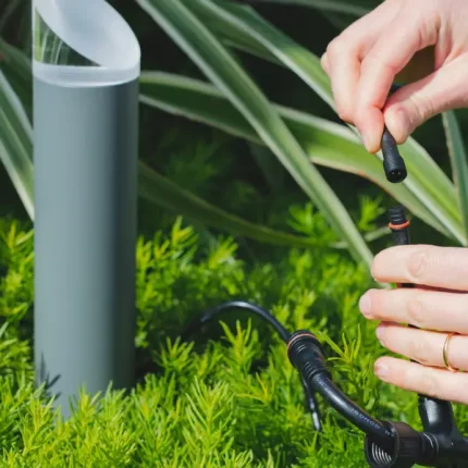 Holman 2-Pin Connection Tee for connecting garden lights